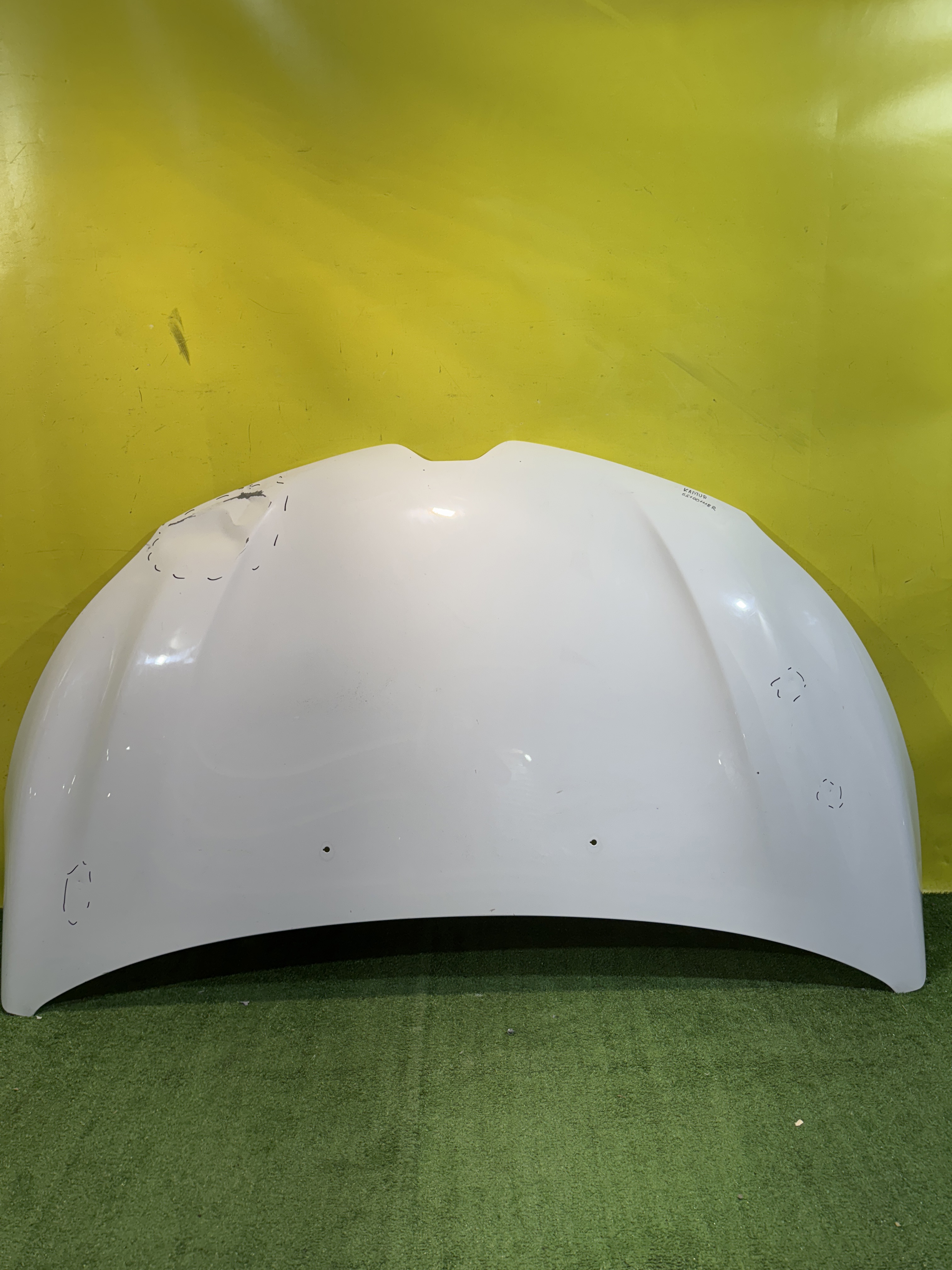 Renault Kaptur 2016  для Капот