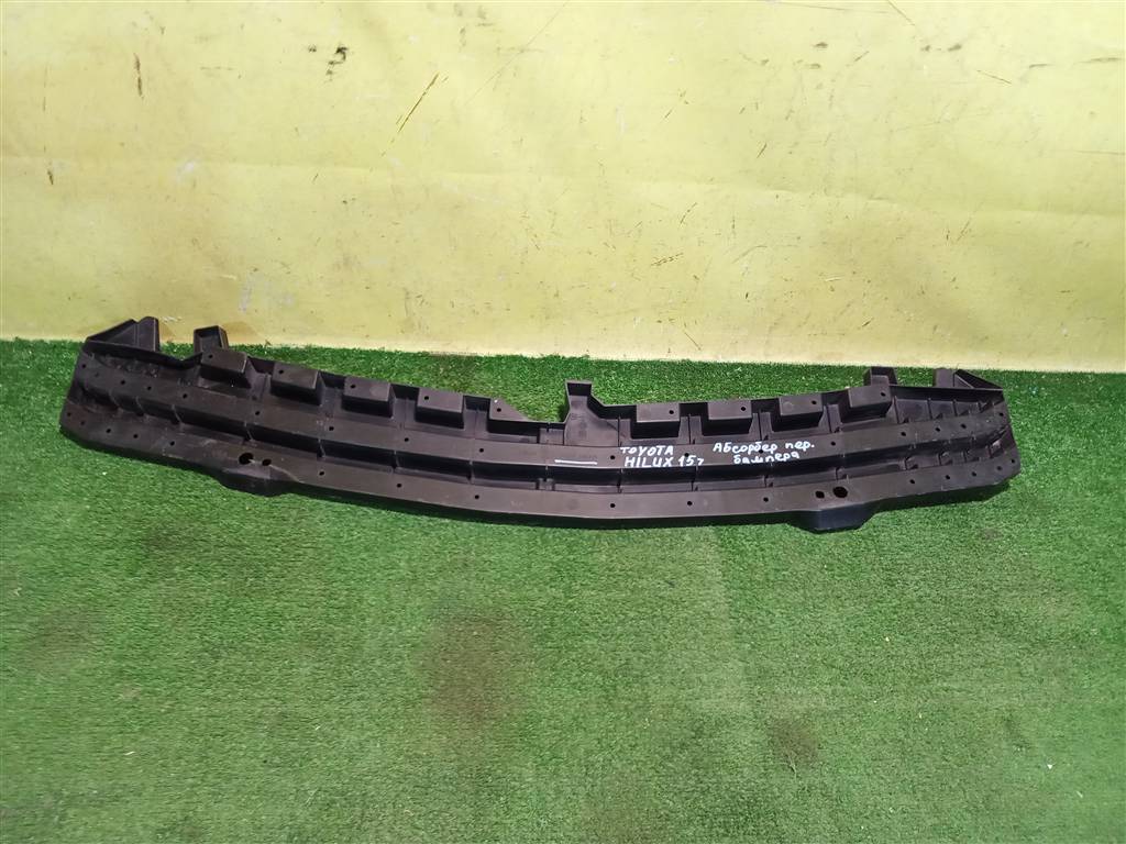 Toyota Hilux Pick Up 2015 для Усилитель переднего бампера