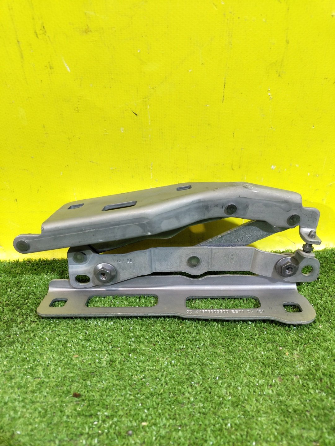 MERСEDES BENZ GLE-Class (W167) 2018 для Петля капота левая