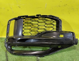 Рамка противотуманой фары левой для BMW X5 G05 2018  запчасти бу