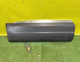 Накладка двери задней правой для Volkswagen Tiguan NF 2011  запчасти бу