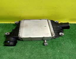 Интеркулер для Jaguar F-Pace 2015  запчасти бу