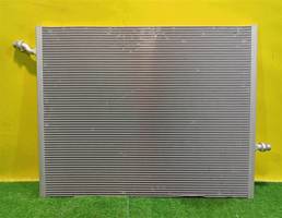 Радиатор дополнительный для MERСEDES BENZ S-Class (W222) 2013  запчасти бу