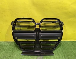 Решетка радиатора для BMW M4 серия G82/G83 2020  запчасти бу