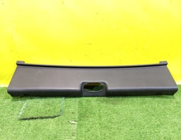 Накладка замка багажника для Lada Granta 2011-  запчасти бу