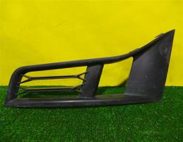 Решетка в бампер левая для Citroen C-Crosser 2008  запчасти бу