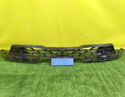 Решетка радиатора для Kia K5 2019  запчасти бу