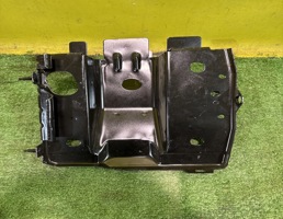 Площадка АКБ для Renault Kaptur 2016  запчасти бу