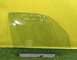 Стекло двери передней правой для Opel Meriva A 2003  запчасти бу