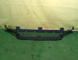 Решетка в бампер центральная для Land Rover Defender (110) 2019  запчасти бу