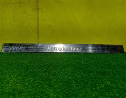 Накладка порога (внутренняя) для MERСEDES BENZ C-Class (W204) 2007  запчасти бу