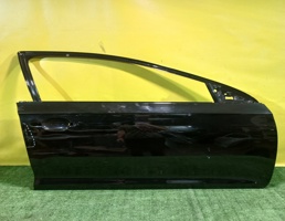 Дверь передняя правая для Skoda Rapid 2013  запчасти бу