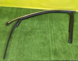 Уплотнитель стекла двери передней левой для Haval (Хавал) Jolion 2020  запчасти бу