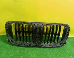 Решетка радиатора для BMW X5 G05 2018  запчасти бу