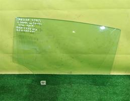 Стекло двери задней правой для Mazda 3 BL 2008  запчасти бу