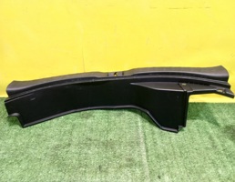 Накладка замка багажника для Toyota RAV4 2013  запчасти бу