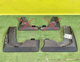 Брызговик (к-кт) для Toyota RAV4 2015  запчасти бу