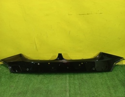 Накладка переднего бампера для BMW X5 G05 2023  запчасти бу