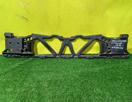 Кронштейн переднего бампера для MERСEDES BENZ E-Class (W212) 2009  запчасти бу