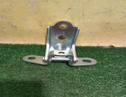 Петля двери задней правой нижняя для Kia RIO 4 FB 2017  запчасти бу