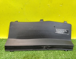 Накладка декоративная для Toyota RAV4 2013  запчасти бу