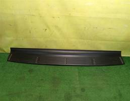 Накладка заднего бампера для Lexus LX570 2015  запчасти бу