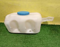 Бачок омывателя лобового стекла для Lada Granta 2011-  запчасти бу