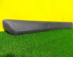 Молдинг задней правой двери для Skoda Yeti 2009  запчасти бу