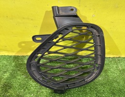 Решетка в бампер правая для Genesis GV70 (JK1) 2020  запчасти бу