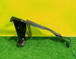 Кронштейн фар левый для MERСEDES BENZ C-Class (W204) 2007  запчасти бу