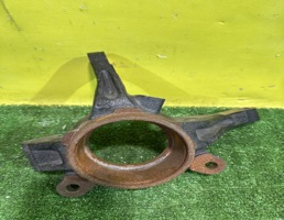 Кулак поворотный передний правый для Mitsubishi Outlander (GF) 2012  запчасти бу