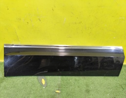 Накладка двери задней правой нижняя для Volkswagen Teramont 2016  запчасти бу