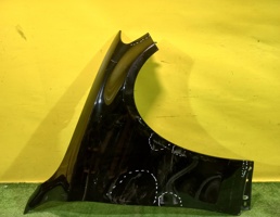 Крыло переднее правое для MERСEDES BENZ C-Class (W205) 2013  запчасти бу