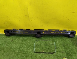 Кронштейн заднего бампера центральный для Chevrolet Cruze 2009  запчасти бу