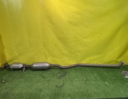 Средняя часть глушителя для Mazda 6 GJ 2012  запчасти бу