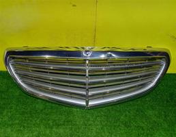 Решетка радиатора для MERСEDES BENZ E-Class (W212) 2009  запчасти бу