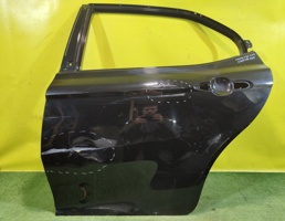 Дверь задняя левая для Toyota Camry V70 2017  запчасти бу