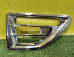 Накладка крыла переднего правого для Land Rover Freelander 2 2007  запчасти бу