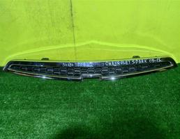 Решетка радиатора для Chevrolet Spark 2010  запчасти бу