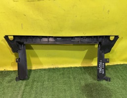 Дефлектор радиатора для Renault Logan 2005  запчасти бу