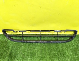 Решетка в бампер центральная для Datsun On-Do 2014  запчасти бу