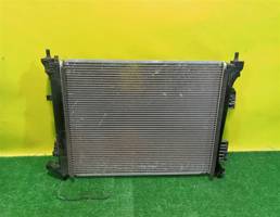 Радиатор основной для Hyundai Solaris 2010  запчасти бу