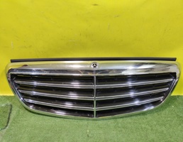 Решетка радиатора для MERСEDES BENZ E-Class (W213) 2016  запчасти бу