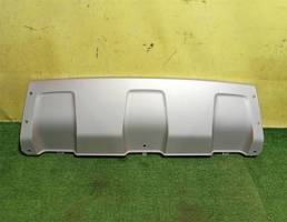 Накладка переднего бампера для Renault Duster 2010  запчасти бу