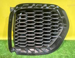 Решетка в бампер правая для Jaguar E-Pace 2020  запчасти бу