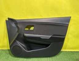 Обшивка двери передней правой для Kia RIO 3 QB 2011  запчасти бу
