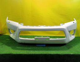 Бампер передний для Toyota Hilux Pick Up 2015  запчасти бу