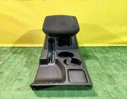 Подлокотник для Mitsubishi Pajero /Montero Sport (KH) 2008  запчасти бу