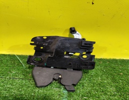 Замок багажника для Nissan Almera (G15) 2013  запчасти бу