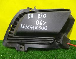 Решетка в бампер правая для Kia RIO 2 JB 2009  запчасти бу
